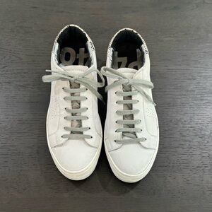 P448 F20 John White and Gray Sneakers